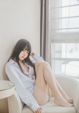 秘书裸侍跪趴等老板调教电影_剧情片视频大全